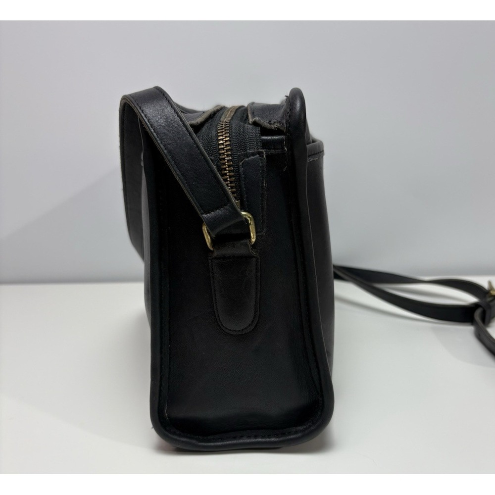 Vintage 80's Coach Swagger 9820 NYC Black Leather Crossbody‎ Shoulder Bag - Picture 3 of 15
